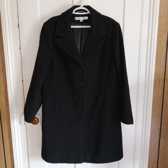 Larry Levine Jackets & Blazers - Larry Levine EUC Black Wool Blend Single Breast Pea Coat sz 14